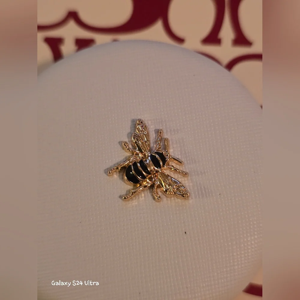 Beautiful Bee Compact Mirror NEW